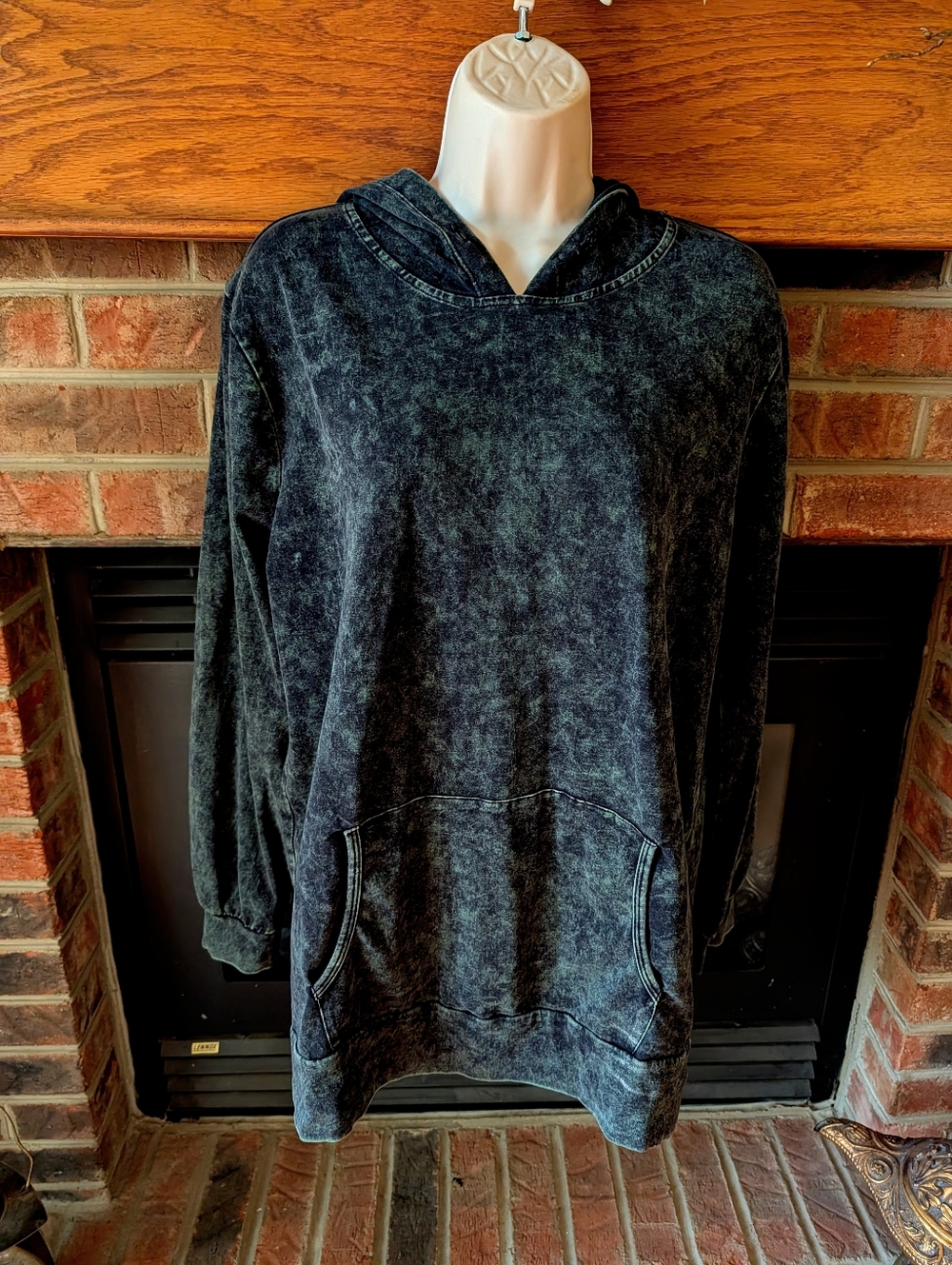 Zenana Green Acid Wash Hoodie Size Large